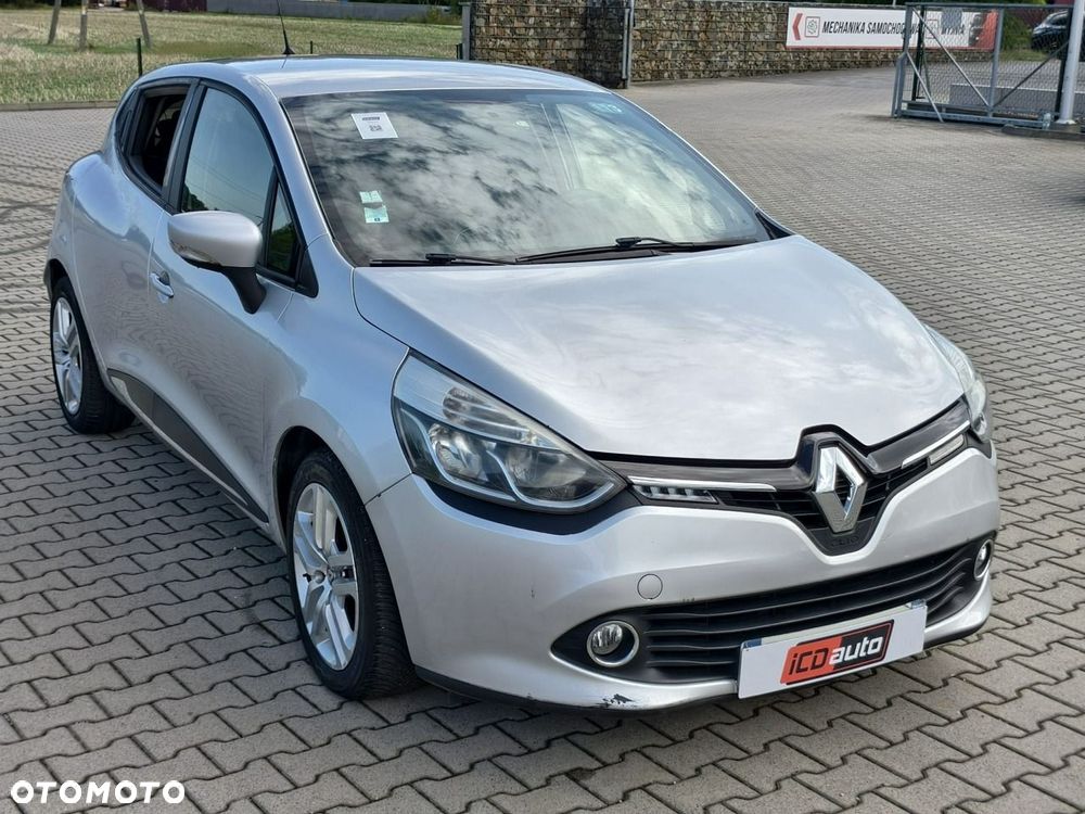 Renault Clio - 1