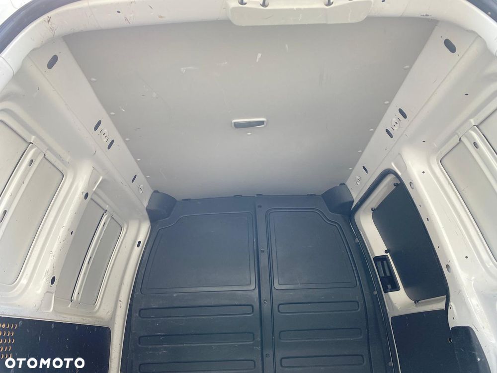 Volkswagen CADDY - 28