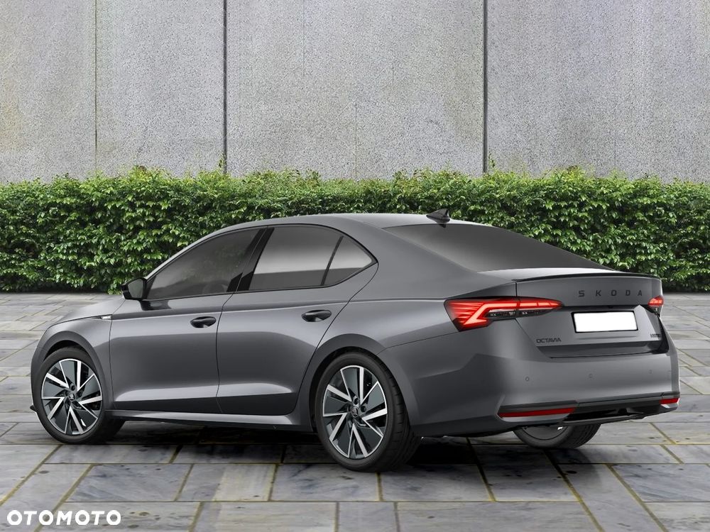 Skoda Octavia 1.5 TSI mHEV Sportline DSG - 2