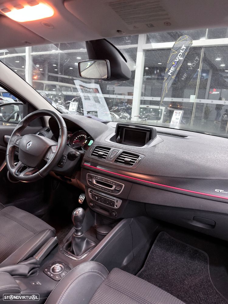 Renault Mégane Sport Tourer 1.5 dCi GT Line - 26
