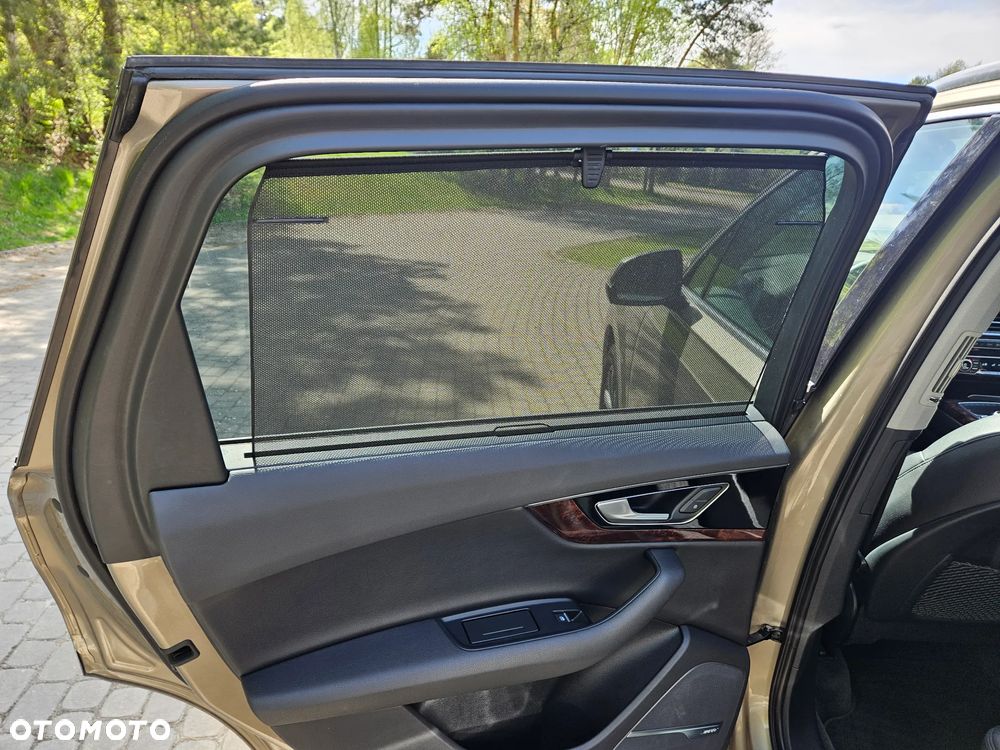 Audi Q7 - 15