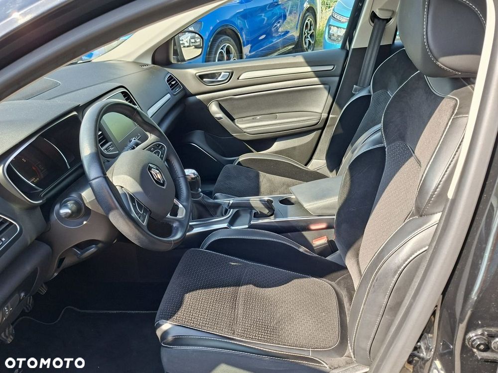 Renault Megane 1.6 SCe Intens - 8