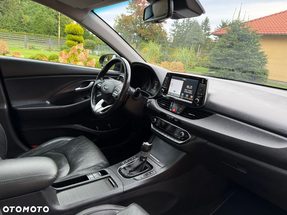 Hyundai i30 1.6 CRDi BlueDrive Premium DCT - 13