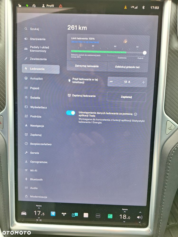 Tesla Model S - 26
