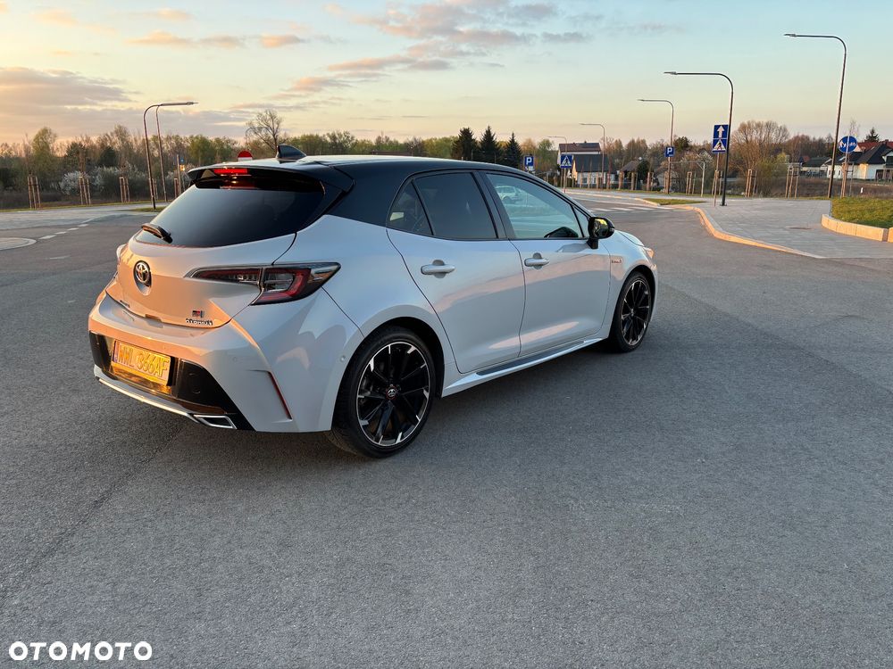 Toyota Corolla 2.0 Hybrid GR Sport - 8