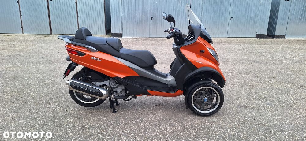 Piaggio MP-3 - 12