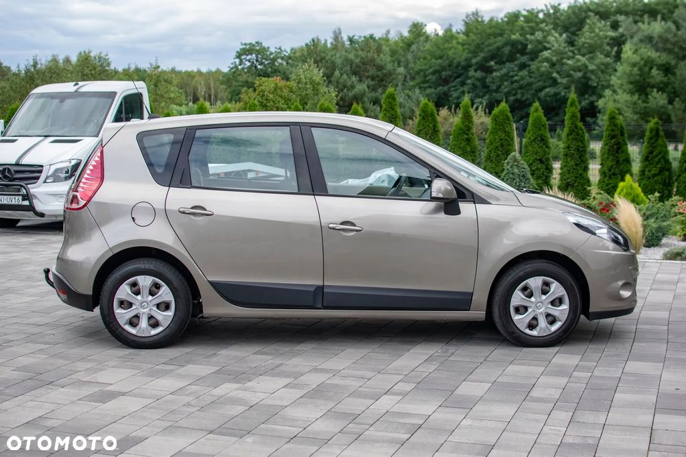 Renault Scenic - 21