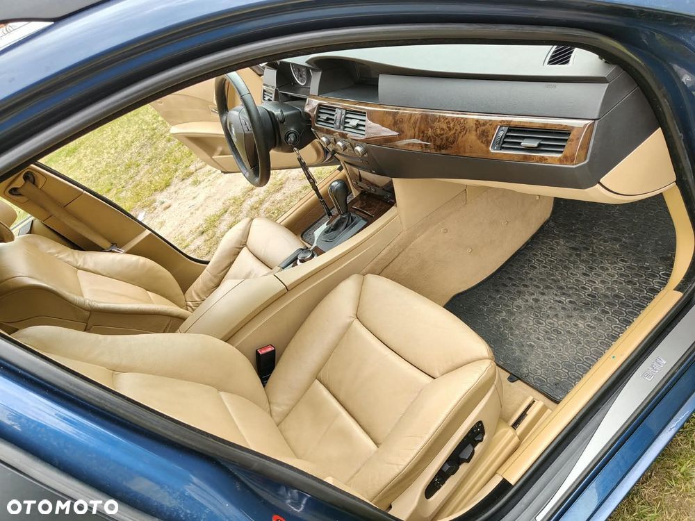 BMW Seria 5 - 16
