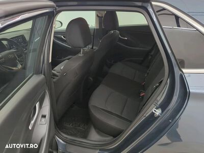 Hyundai i30 1.5 110CP M/T Highway - 11