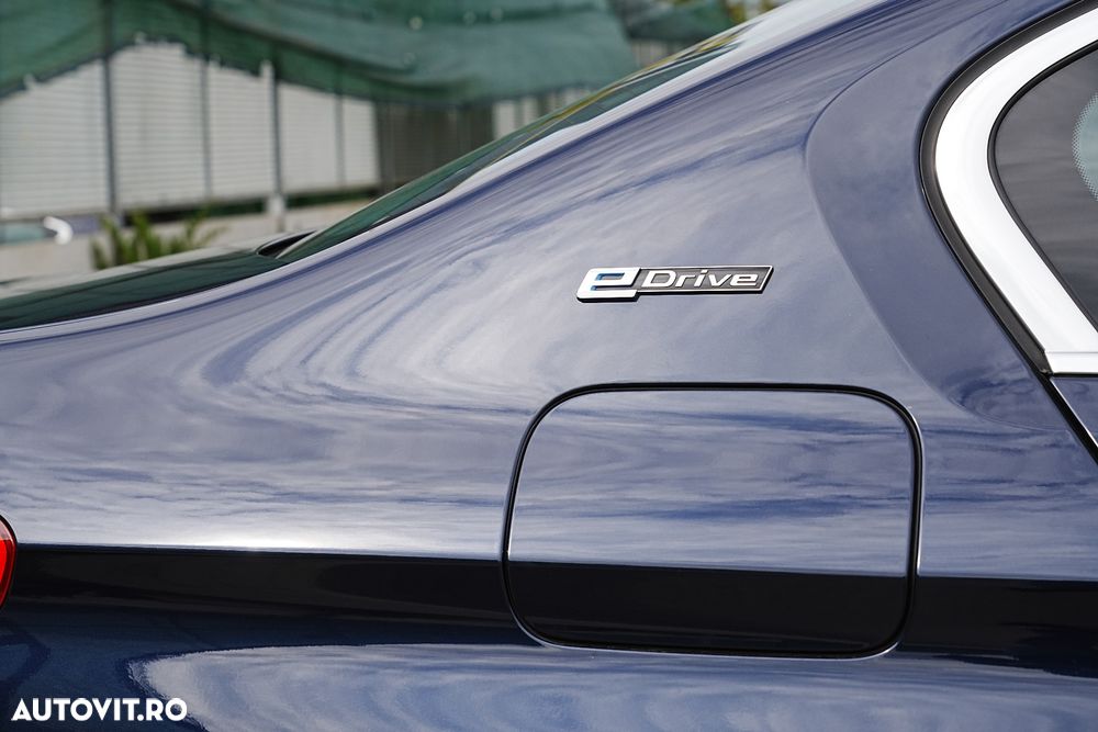 BMW Seria 5 530e xDrive AT PHEV - 9