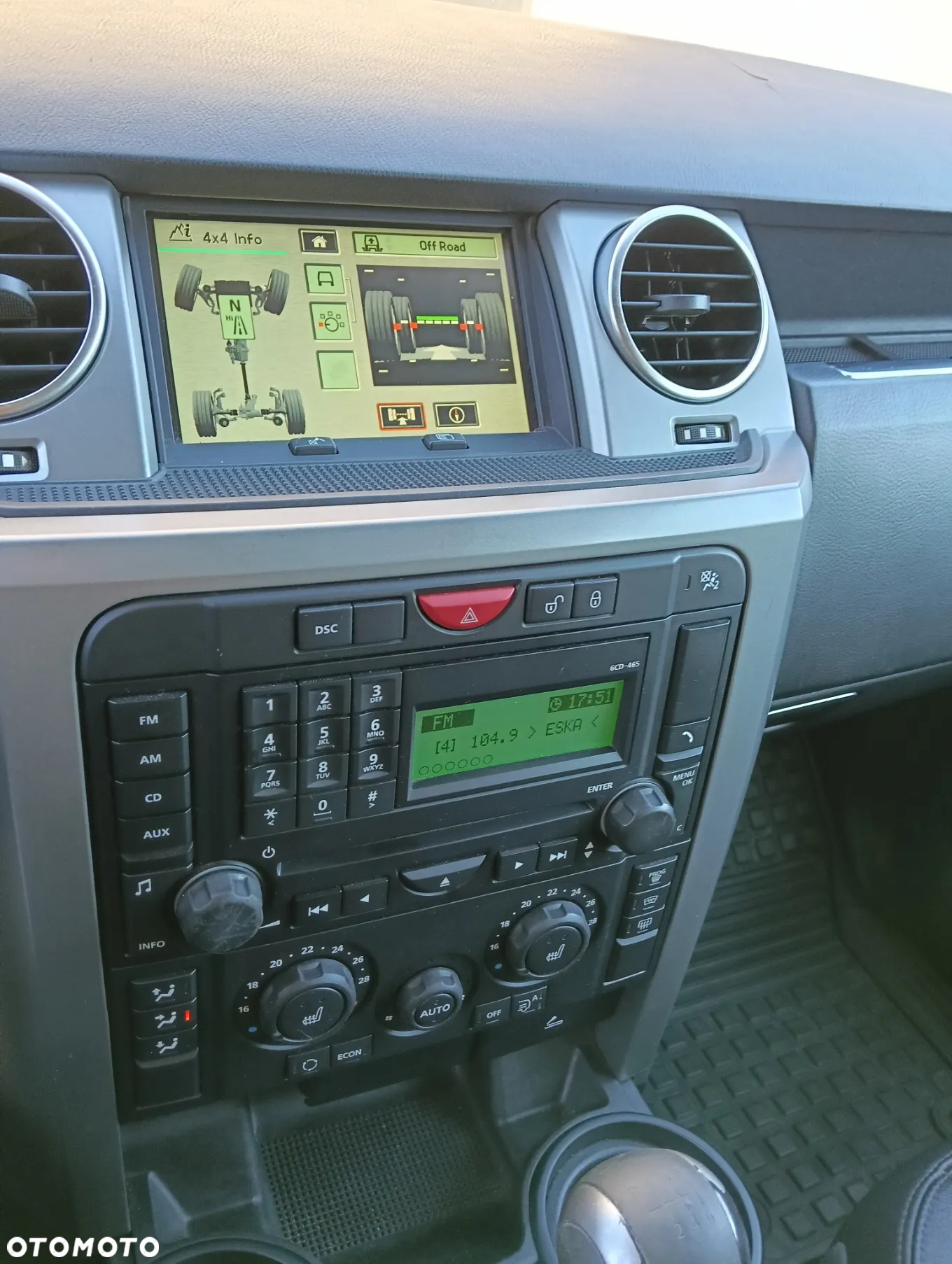 Land Rover Discovery III 2.7D V6 SE - 17