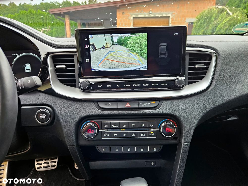 Kia XCeed 1.6 T-GDI L Business Line DCT - 33