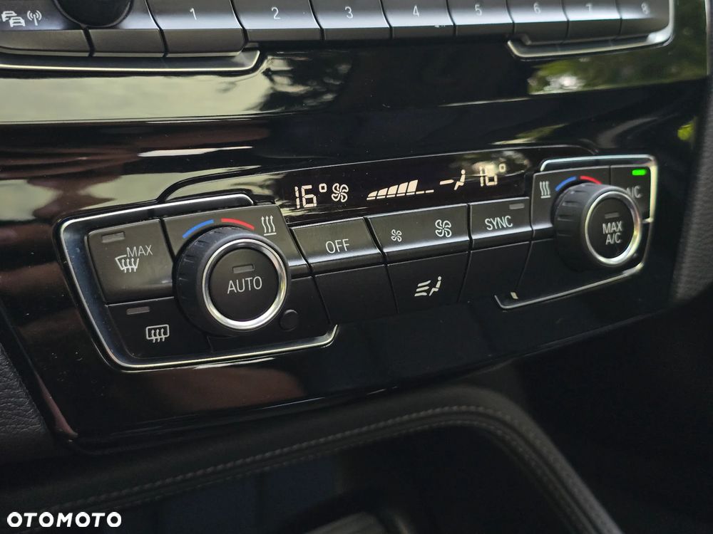 BMW X1 sDrive16d - 30