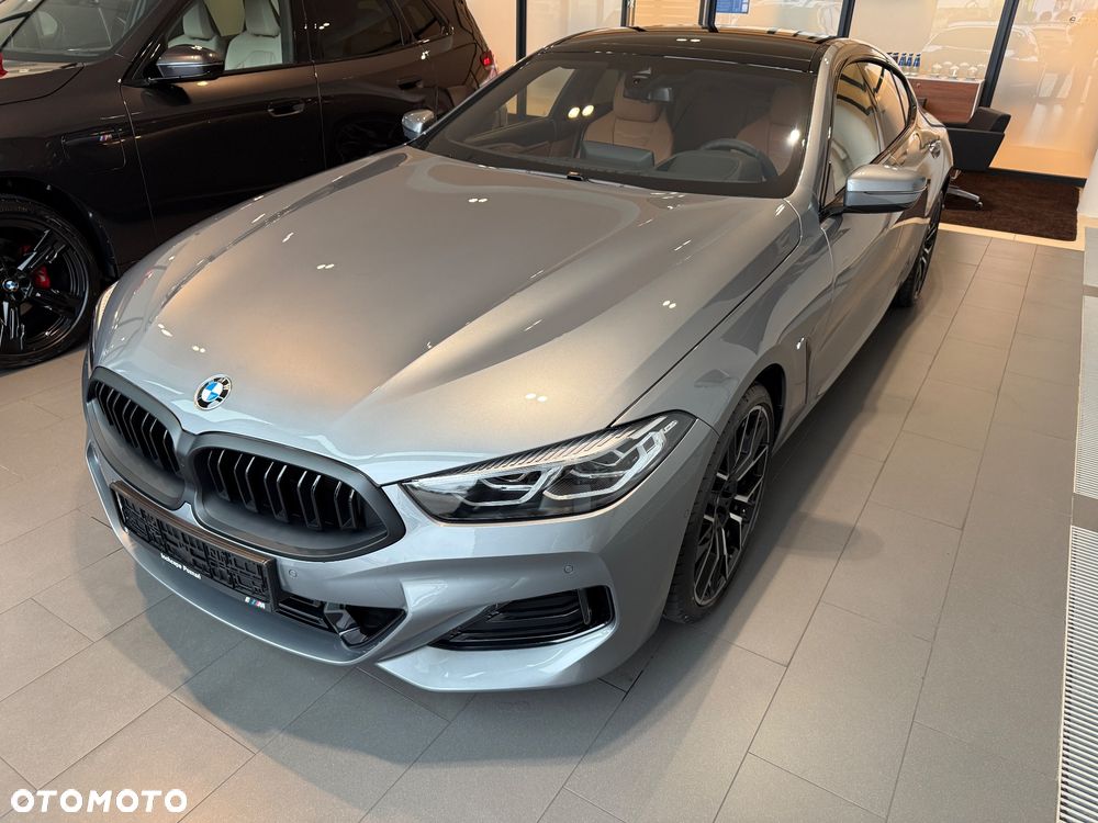 BMW Seria 8 - 30