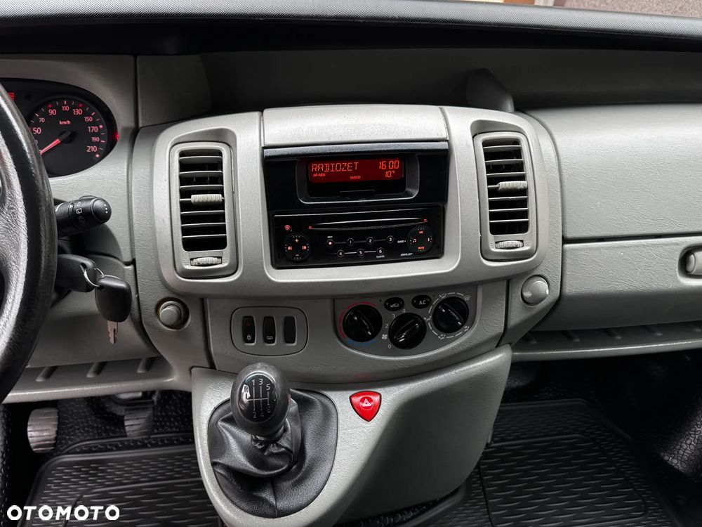 Renault Trafic Passenger Privilège - 11