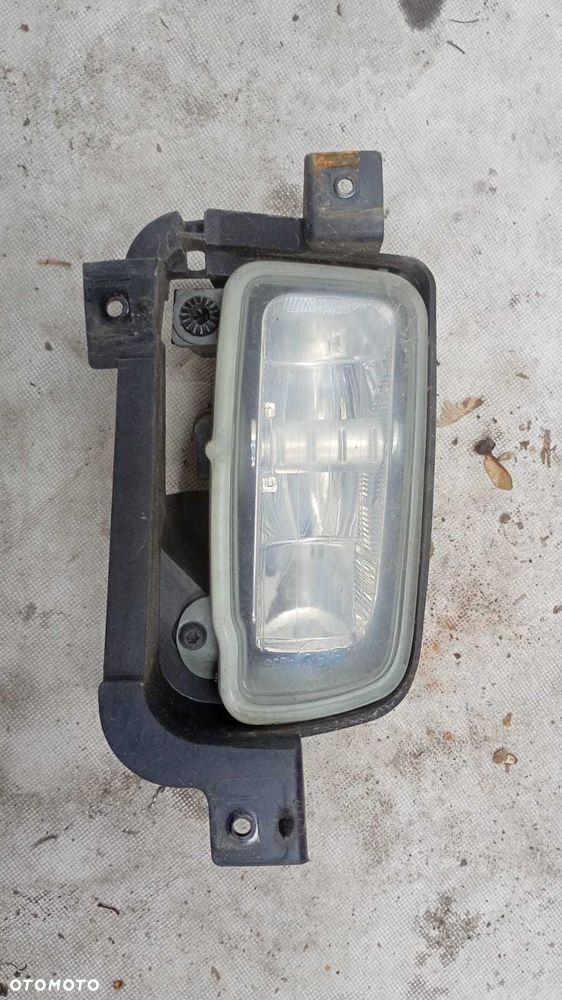 Halogen przeciwmgielny prawy z ramką Ford B-MAX  AV11-15K201-AA - 1