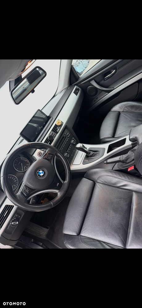 BMW Seria 3 320d xDrive DPF Edition Fleet Sport - 8