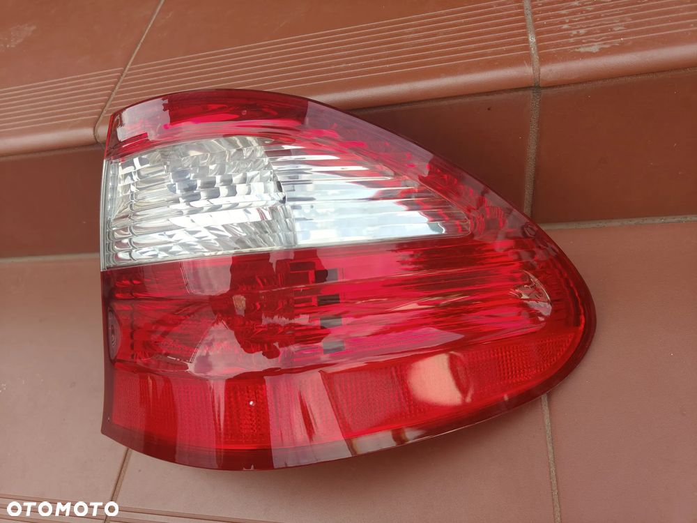 MERCEDES W211 KOMBI Lampa Tył Lewa Prawa AVANTGARDE Igła - 13