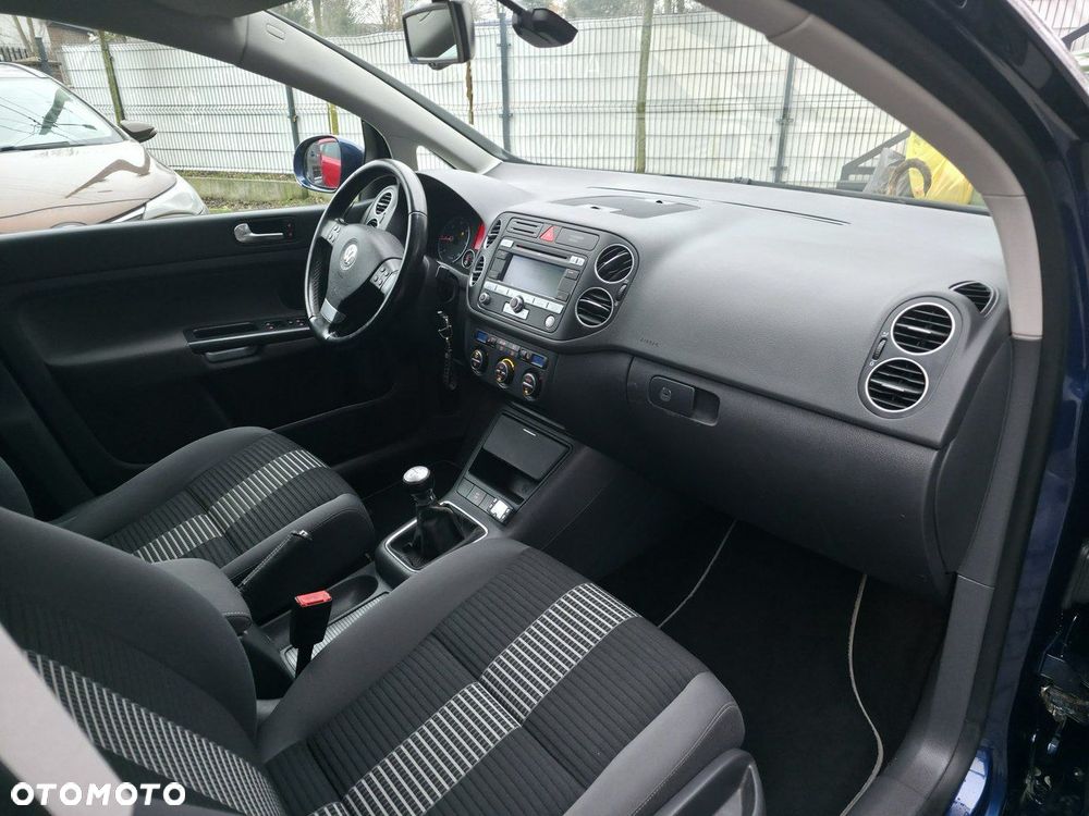 Volkswagen Golf Plus - 10