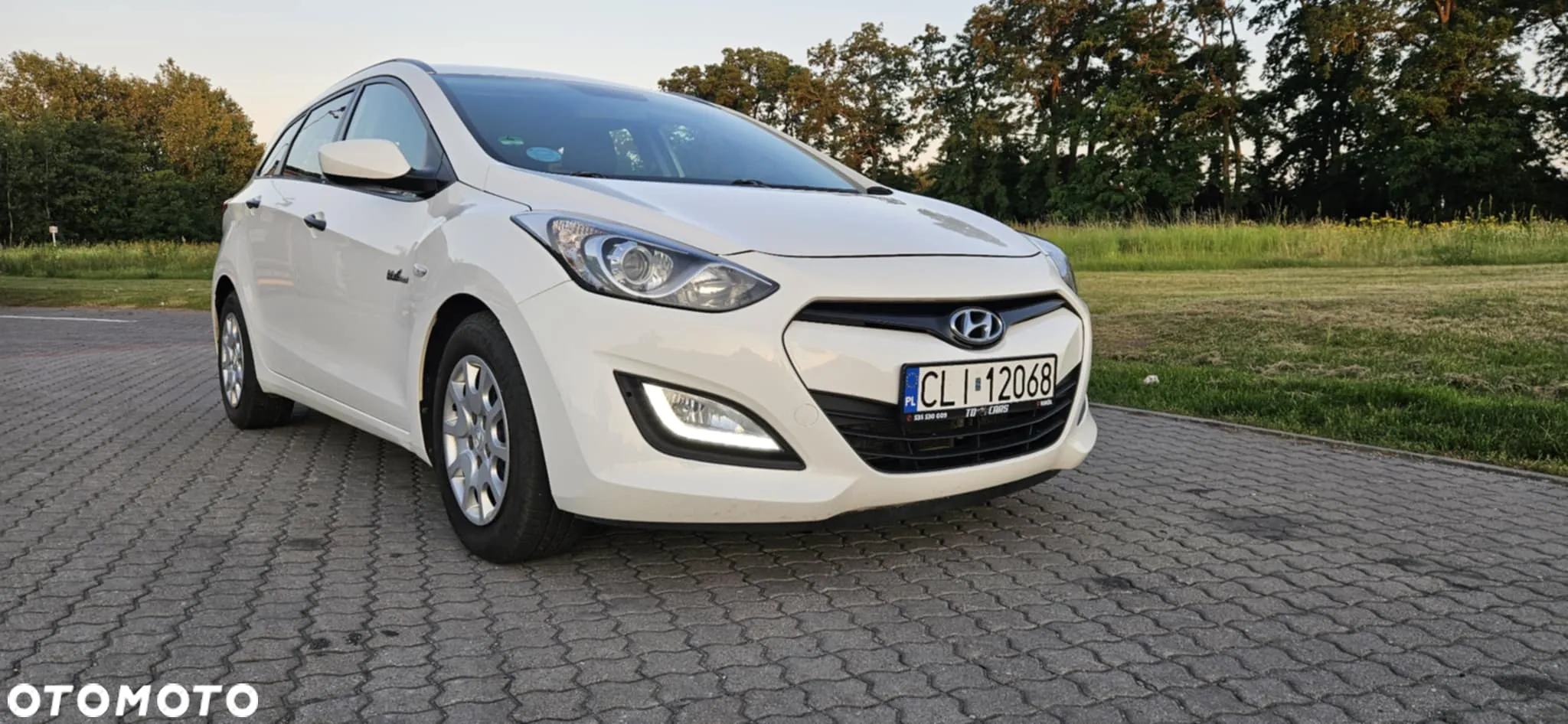 Hyundai i30 1.6 CRDi BlueDrive Go - 13