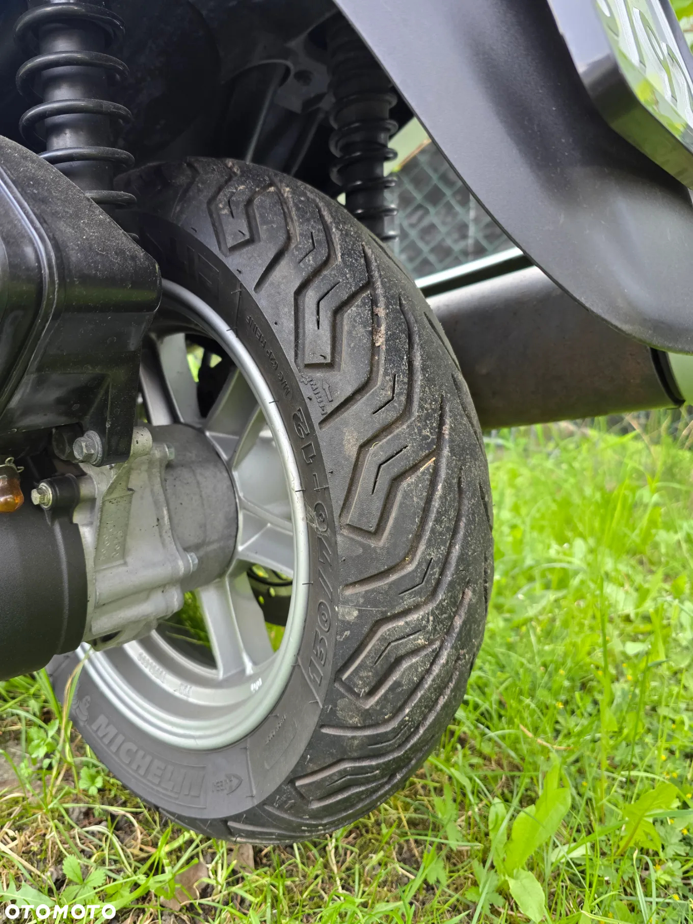 Suzuki Burgman - 10