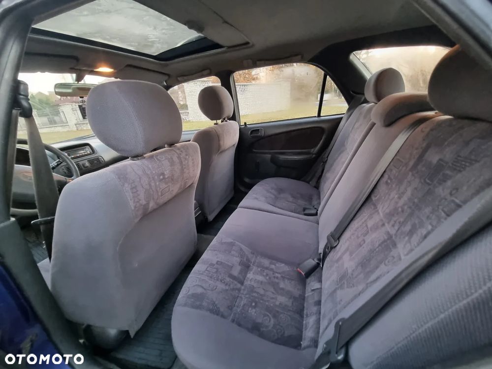 Toyota Corolla 1.4 Terra2 - 13