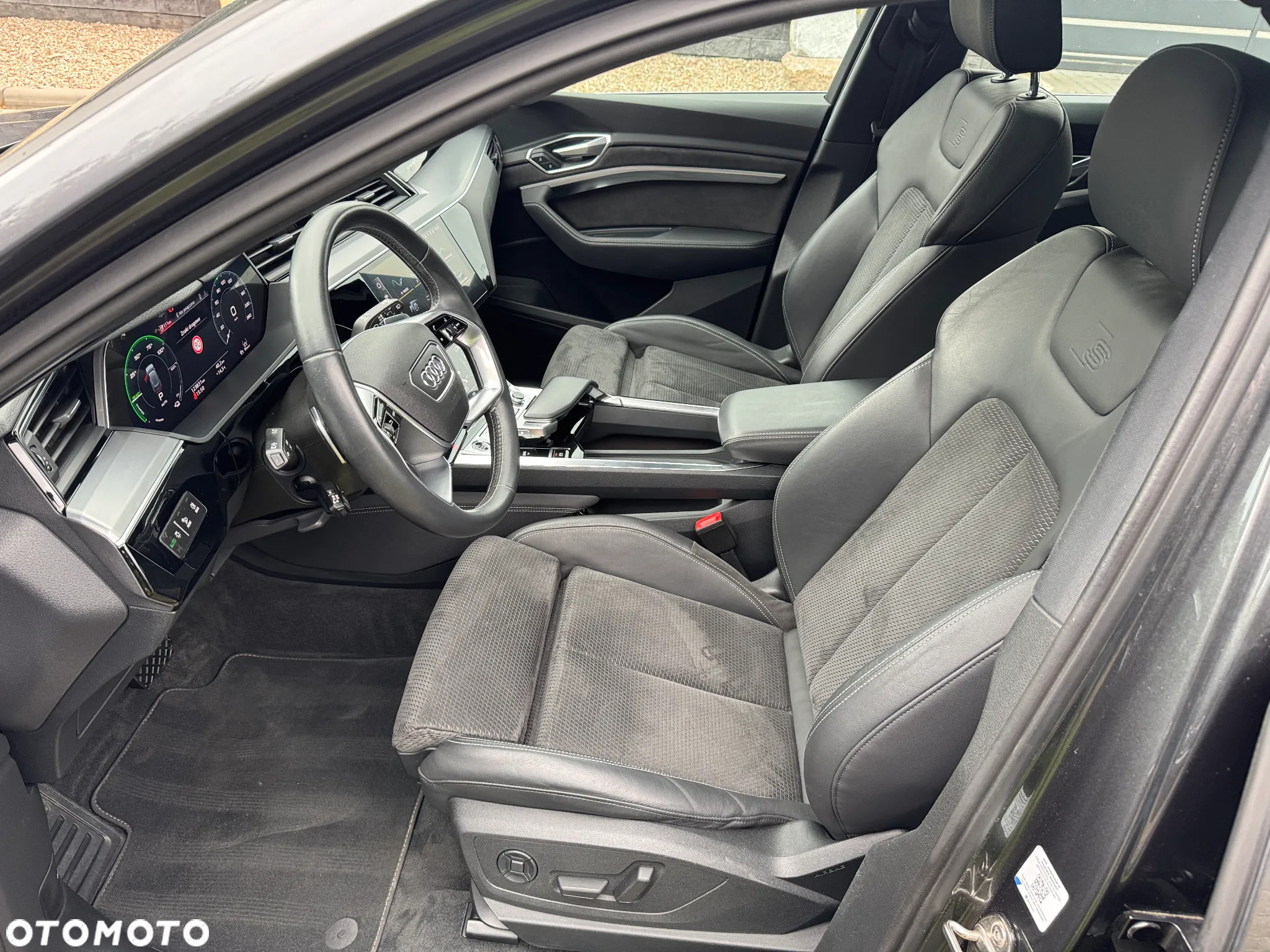 Audi e-tron 50 Quattro S Line - 13