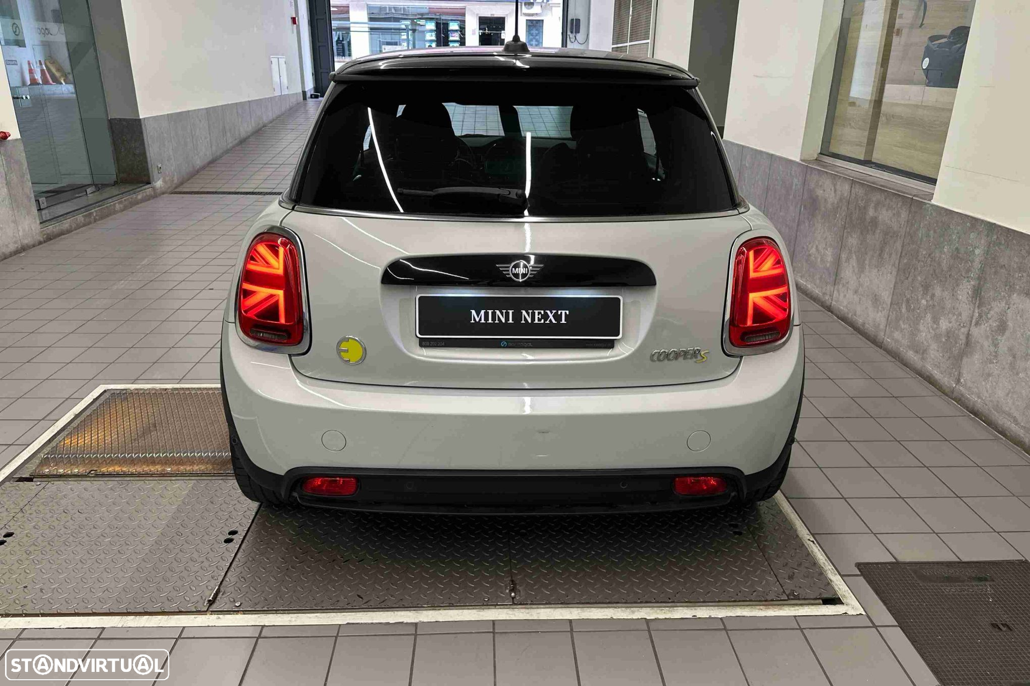 MINI 3 Portas Cooper SE Classic - 4