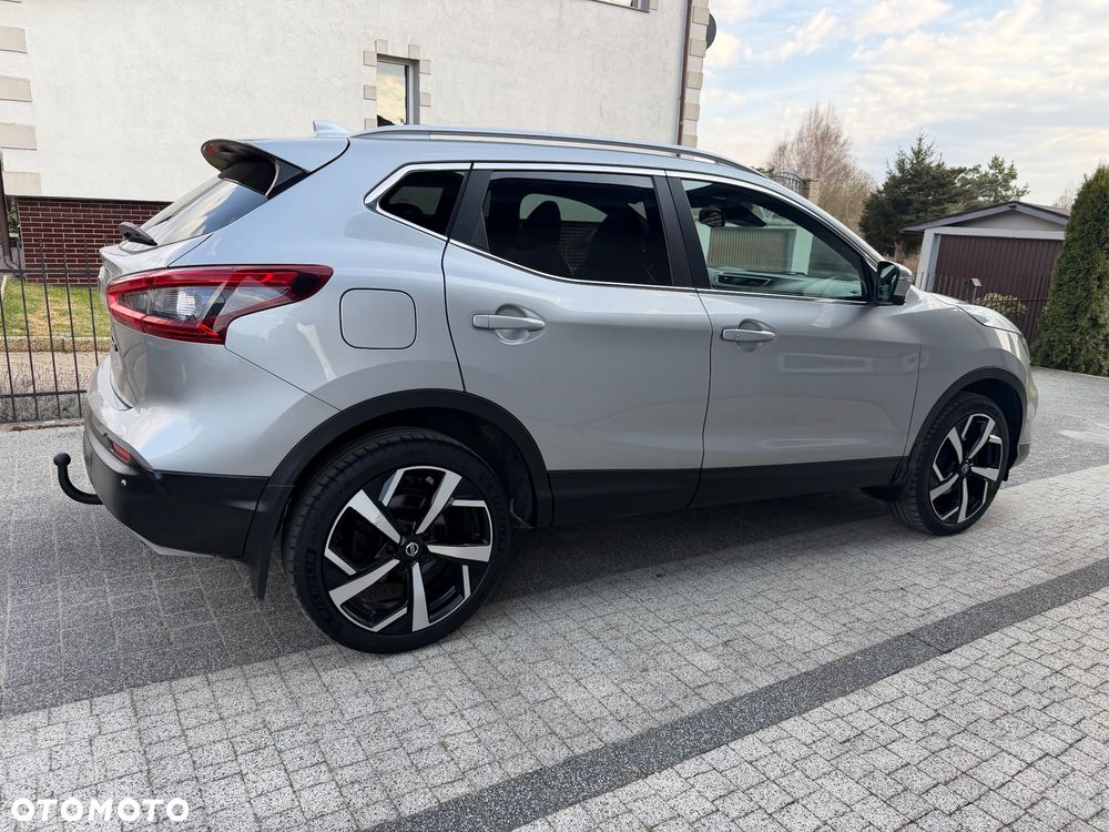Nissan Qashqai 1.6 dCi Xtronic TEKNA+ - 28