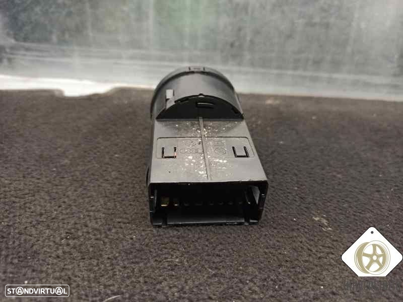 COMANDO LUZES TABLIER SKODA FABIA II 2011 - 3