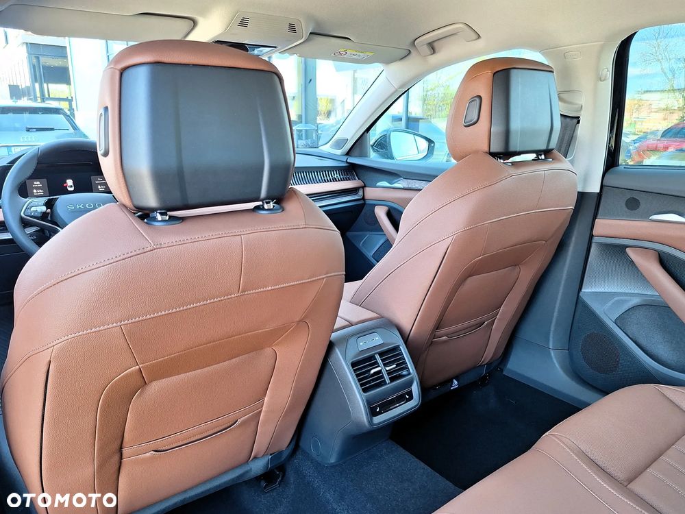 Skoda Superb 2.0 TSI 4x4 L&K DSG - 17