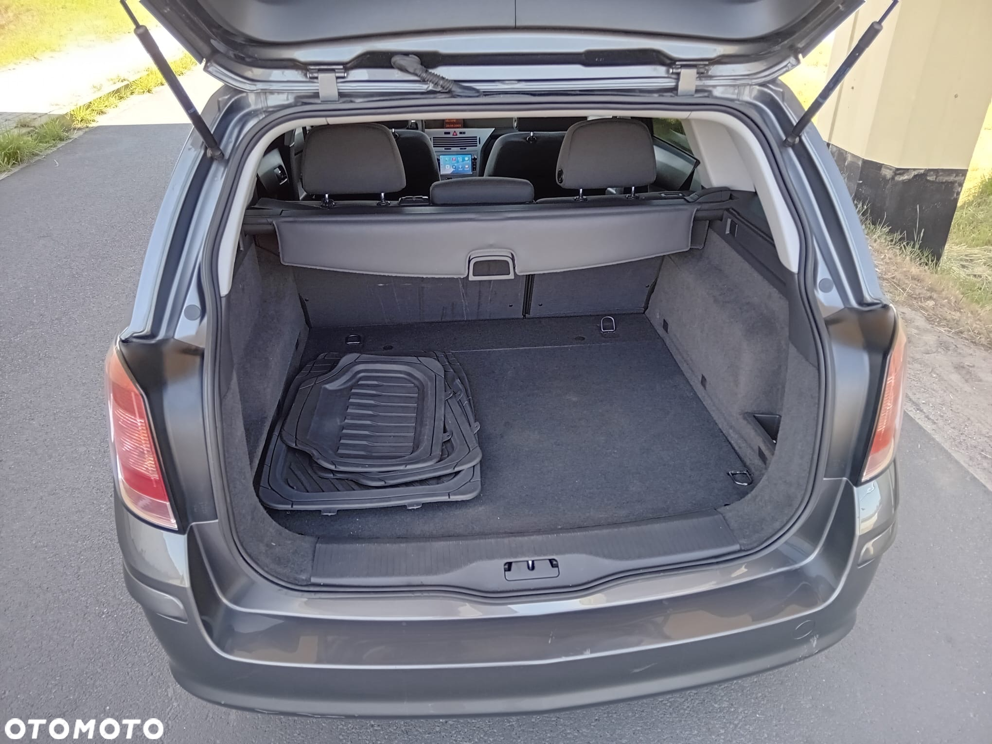 Opel Astra 1.4 Caravan Cosmo - 10