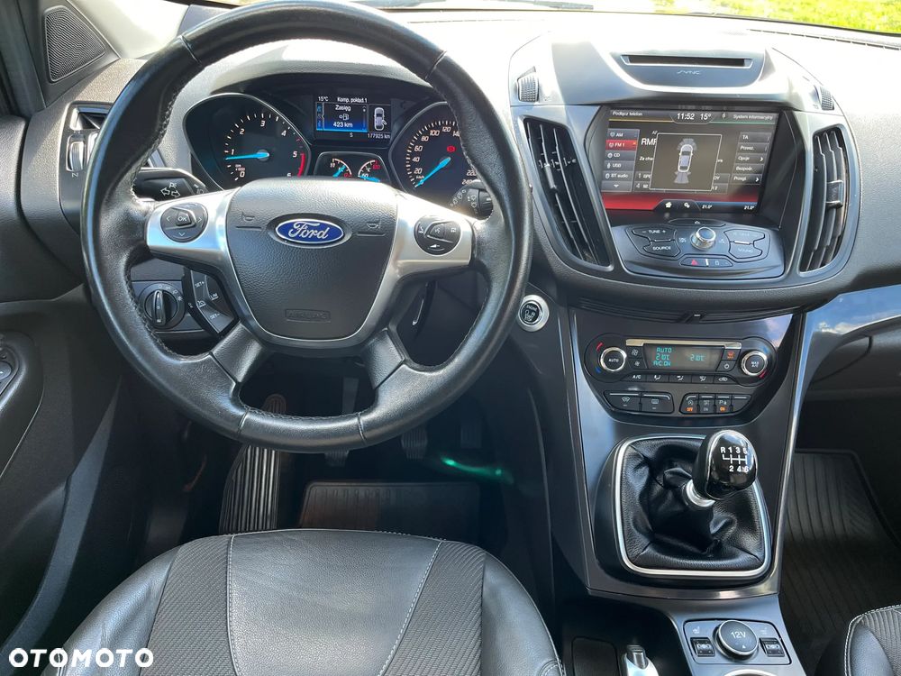 Ford Kuga 2.0 TDCi 2x4 Titanium - 27