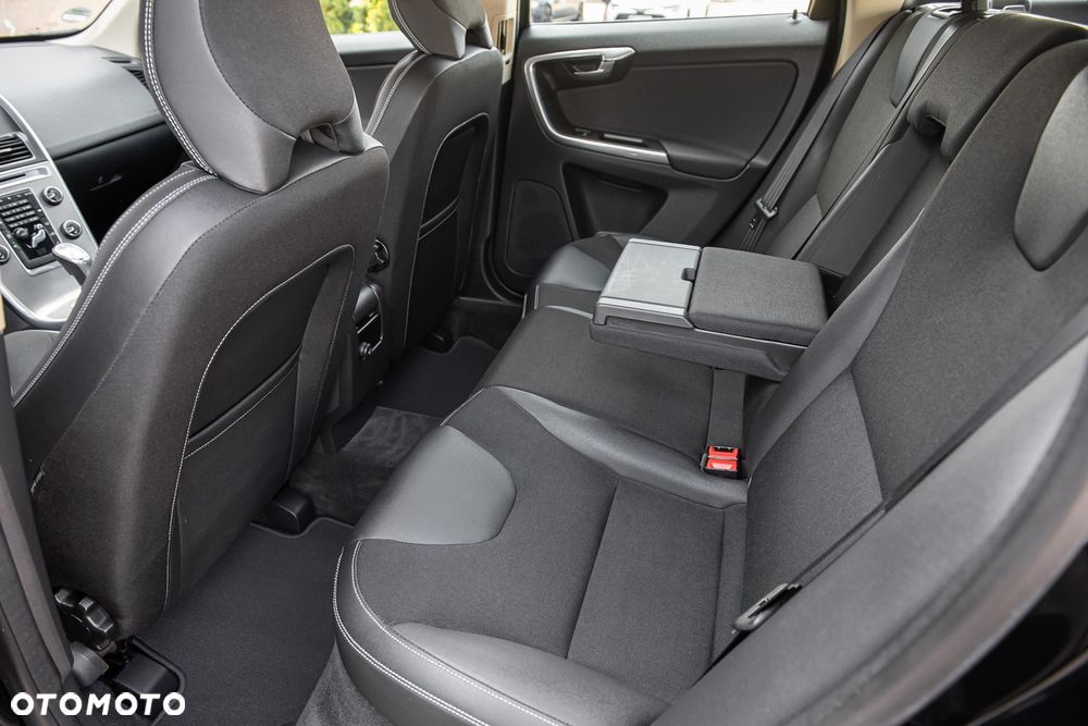 Volvo XC 60 - 24