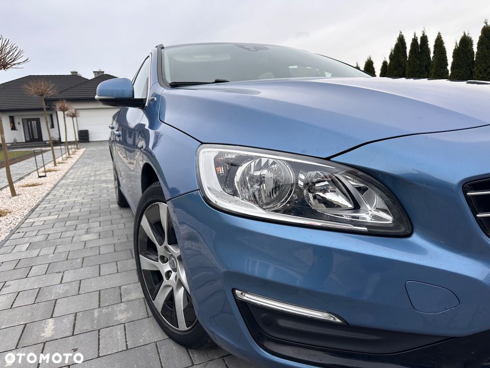 Volvo V60 - 10
