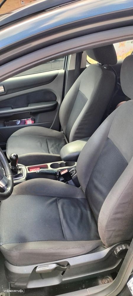 Ford Focus SW 1.6 TDCi Connection - 20