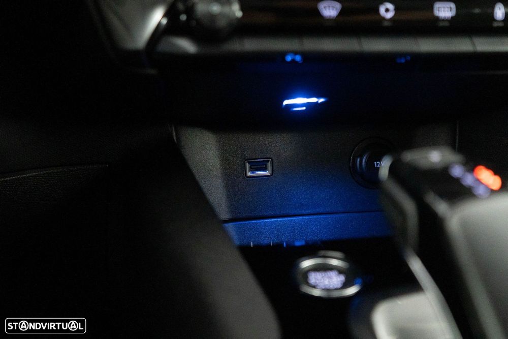 Peugeot 5008 1.2 PureTech Allure EAT8 - 28