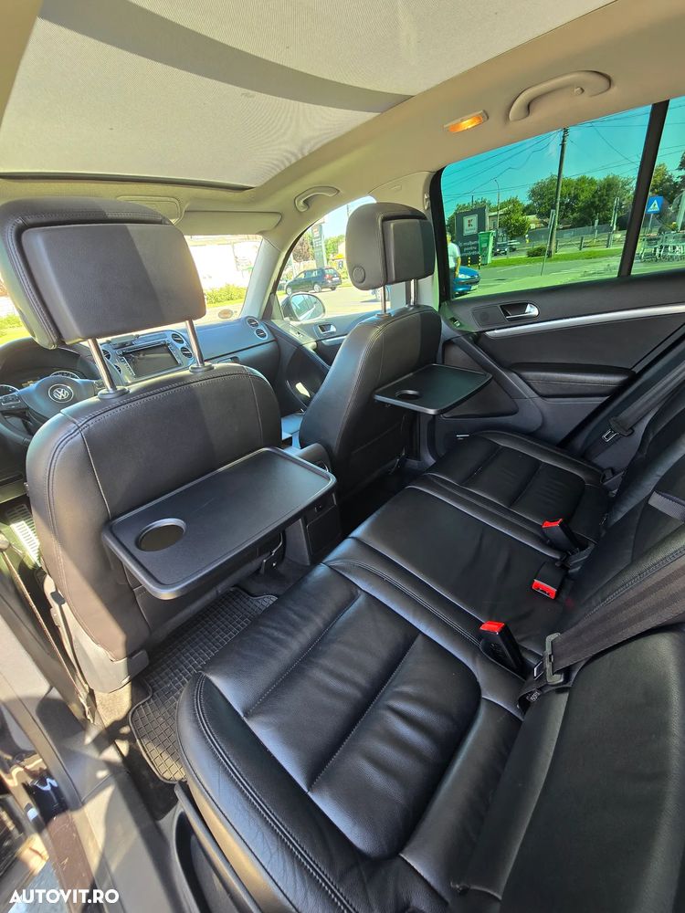 Volkswagen Tiguan - 32