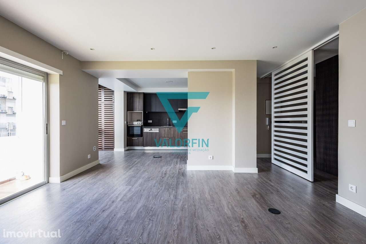 Apartamento T3 Remodelado no centro da Marinha Grande - Grande imagem: 4/22