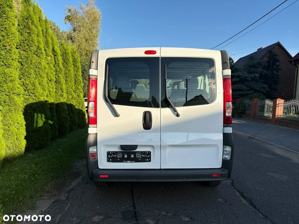 Opel Vivaro L1H1 2.7t - 10