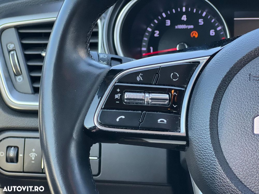 Kia XCeed 1.5 T-GDI 6MT Style - 18