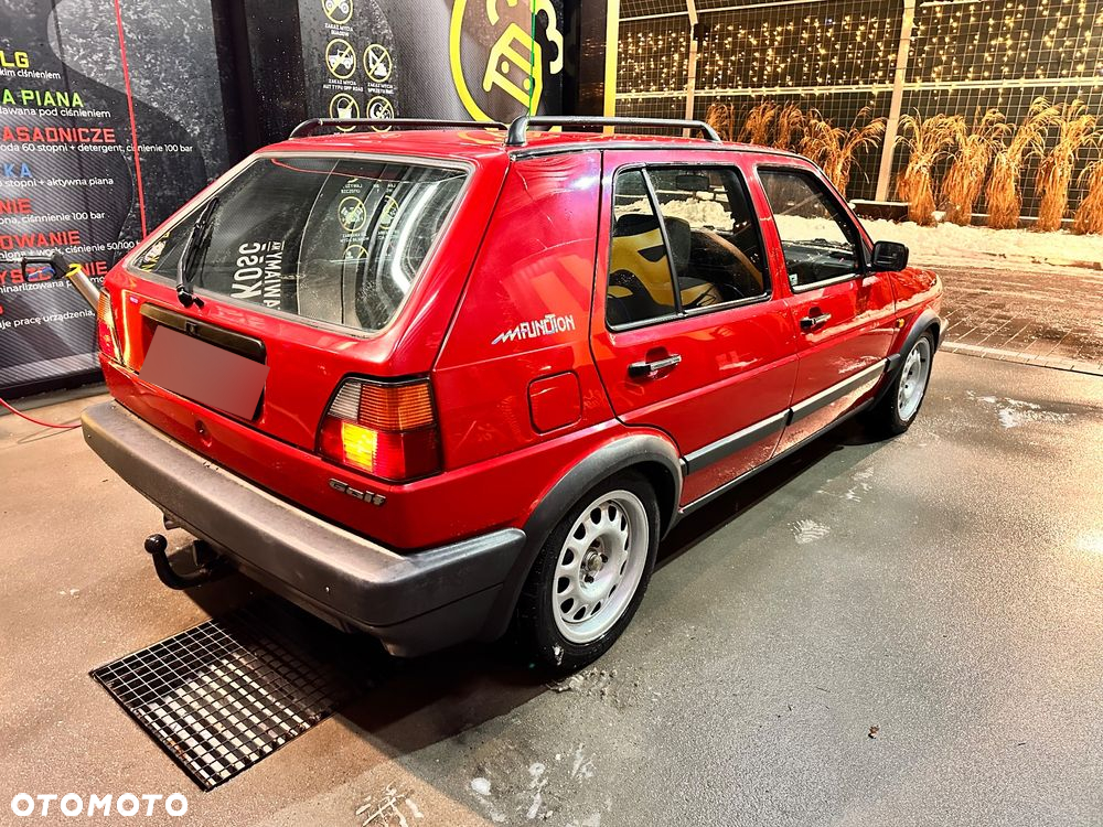 Volkswagen Golf 1.6 GL D - 4