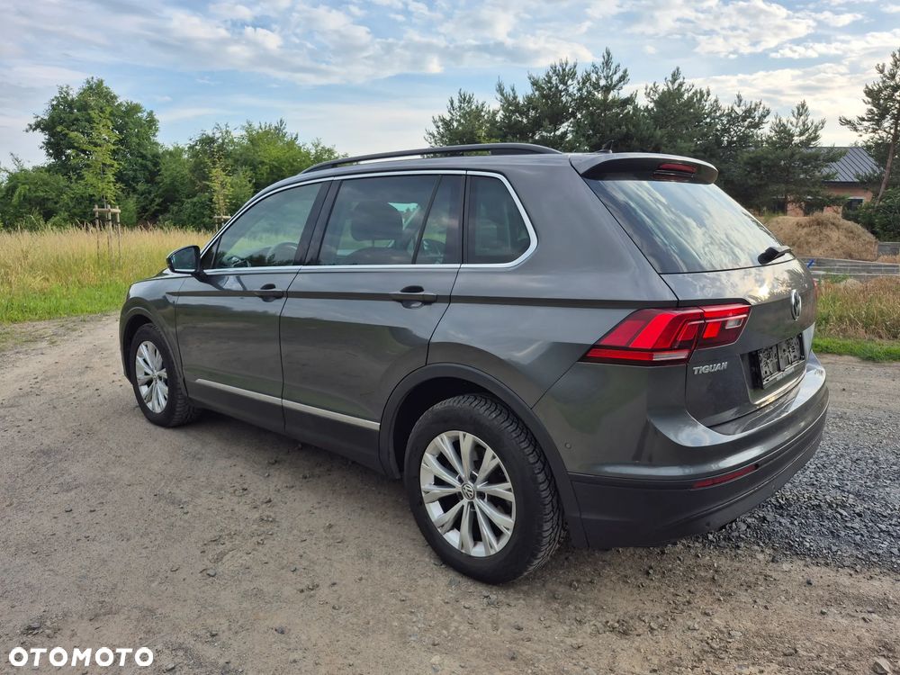 Volkswagen Tiguan - 4