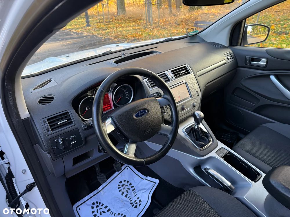 Ford Kuga 2.0 TDCi Titanium - 30