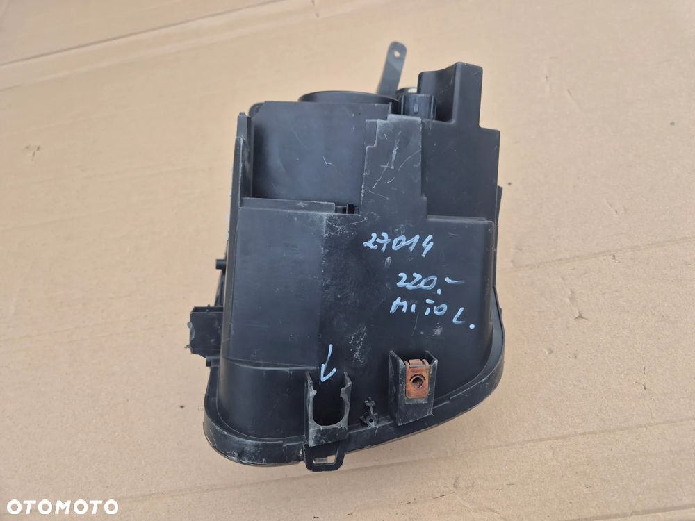 Alfa Romeo MITO lampa prawa.Valeo.EU.Do naprawy - 8