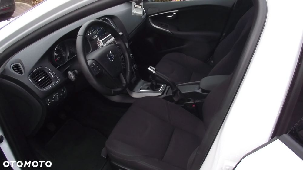 Volvo V40 T2 Kinetic - 30