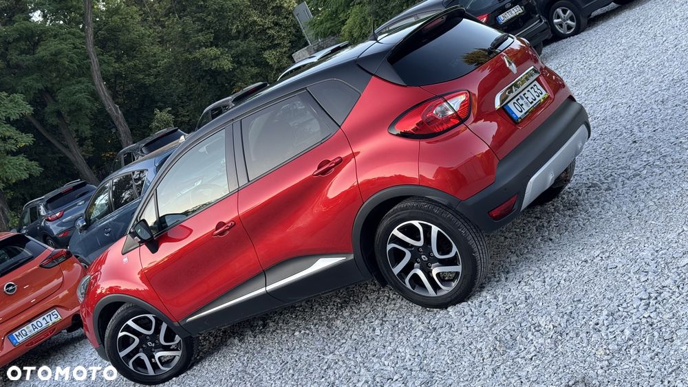 Renault Captur 1.2 TCe Helly Hansen EDC - 23