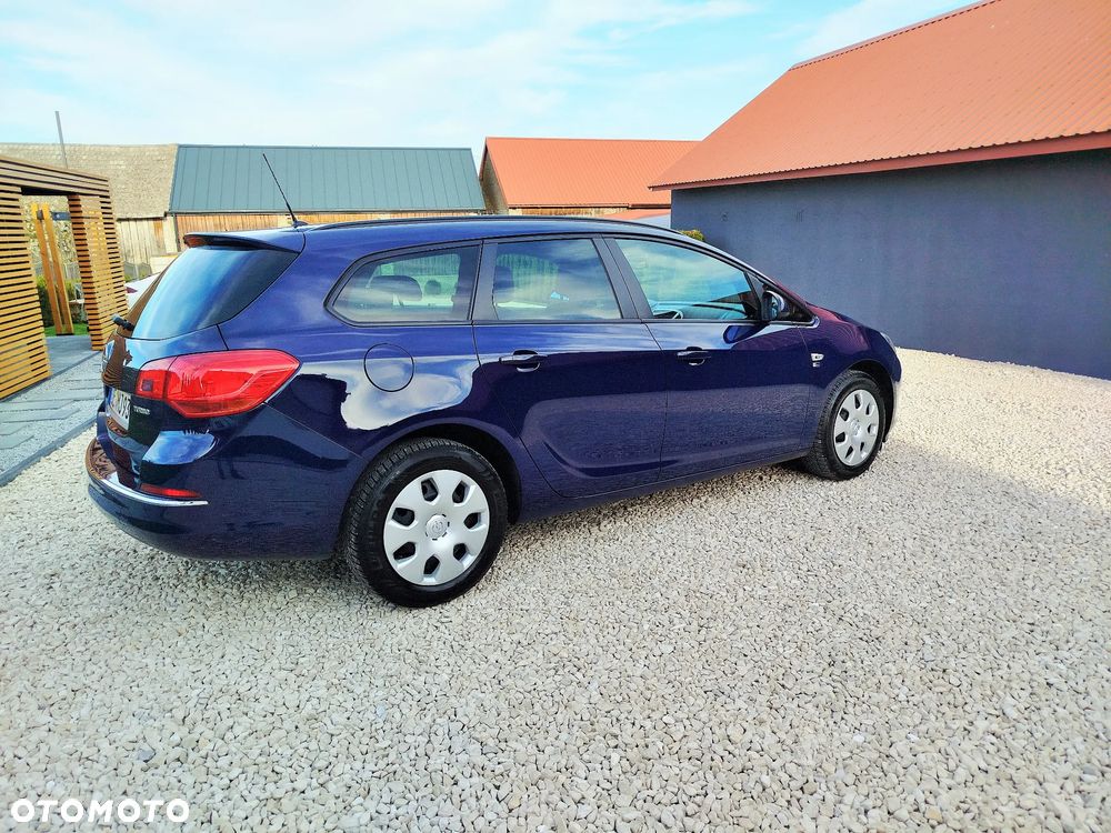 Opel Astra 1.4 Turbo 150 Jahre - 30