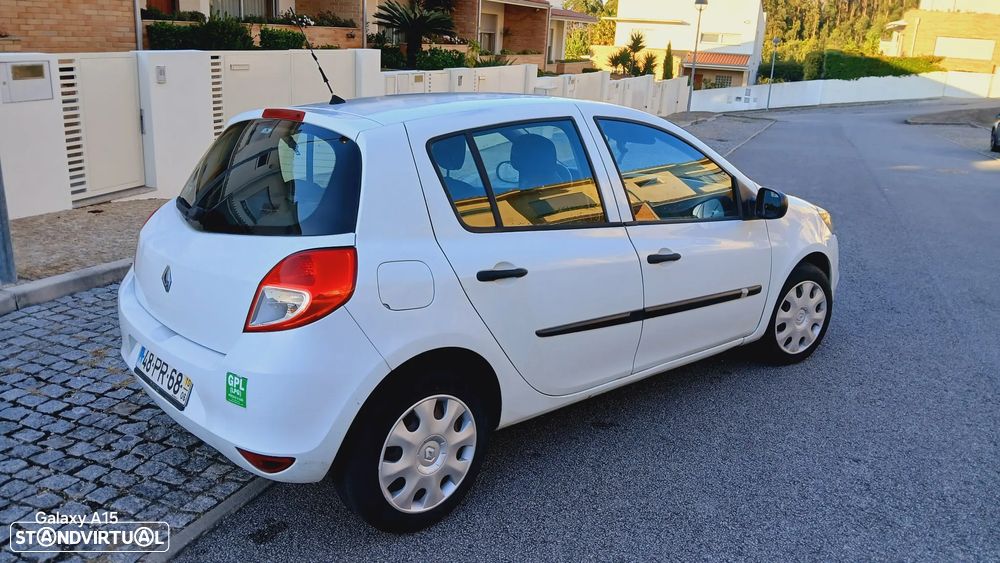 Renault Clio 1.2 16V Dynamique Sport Edition - 6