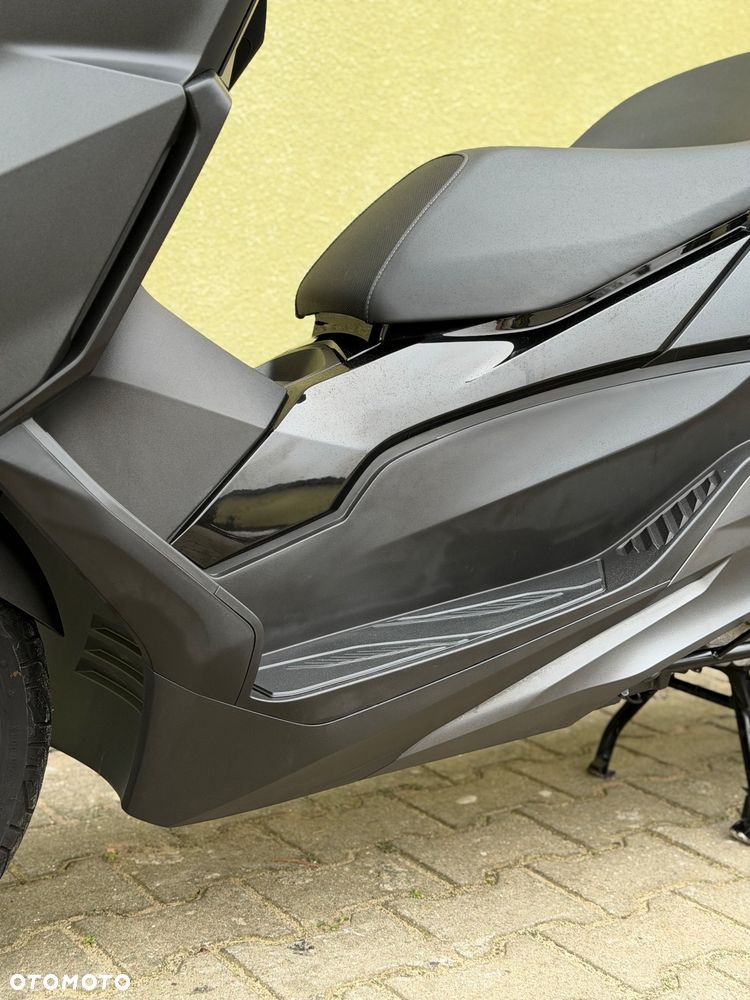 Honda NSS - 32